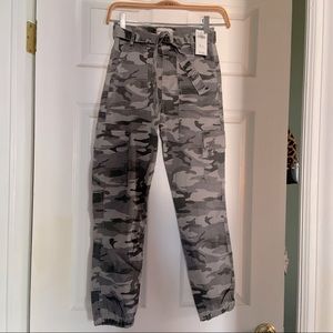 NWT anf kids belted utility joggers